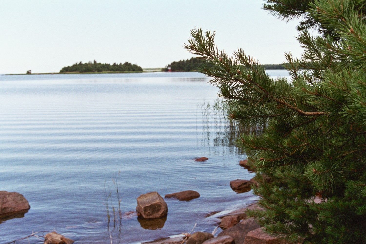 Kaikille avoin Lähetyksen leiripäivä Kuva Luodon leirikeskuksesta, merimaisema