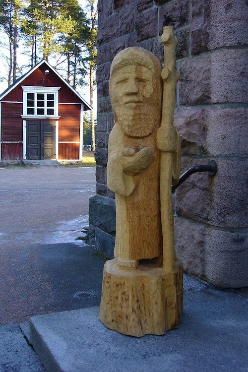 Avaa kuva isommaksi Luvian kirkon vaivaisukko