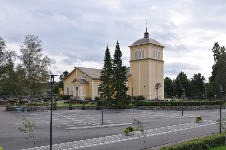 ulkokuva spn parkkipaikalta, talvi_L.jpg
